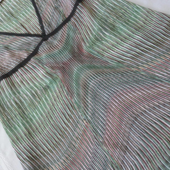 CAbi sheer green psychedelic print tunic blouse - Picture 6 of 8